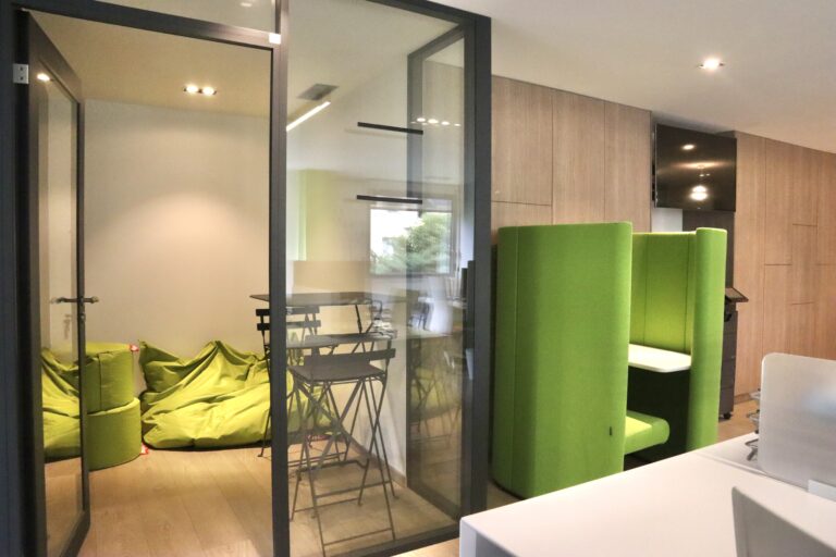 Petite salle de réunion